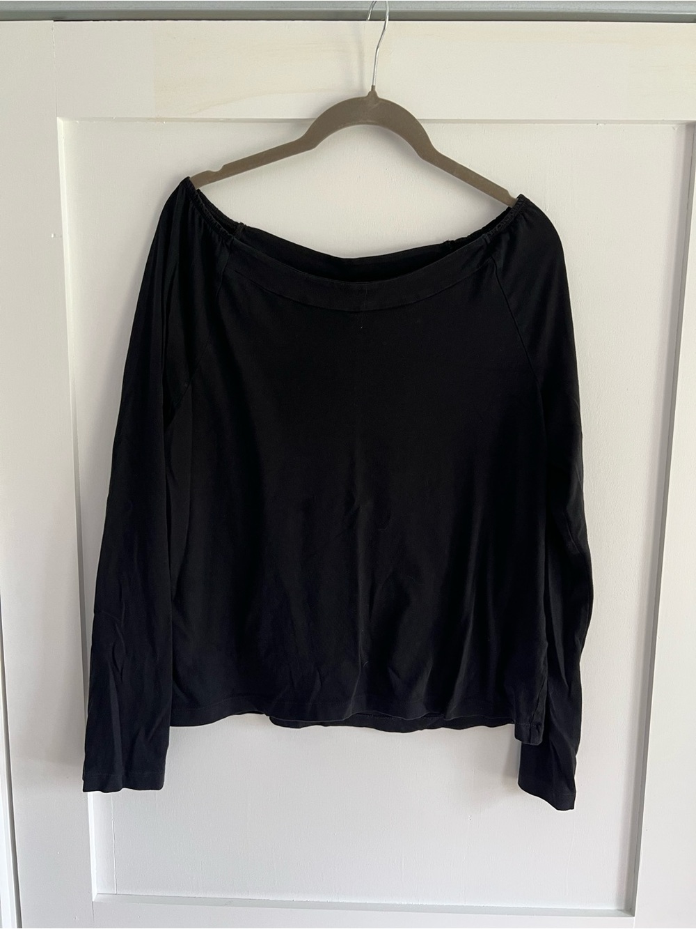 GAP Black Off-Shoulder Long Sleeve Top